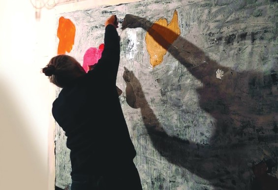 Fra le onde controvento la mostra di Angelo Colagrossi