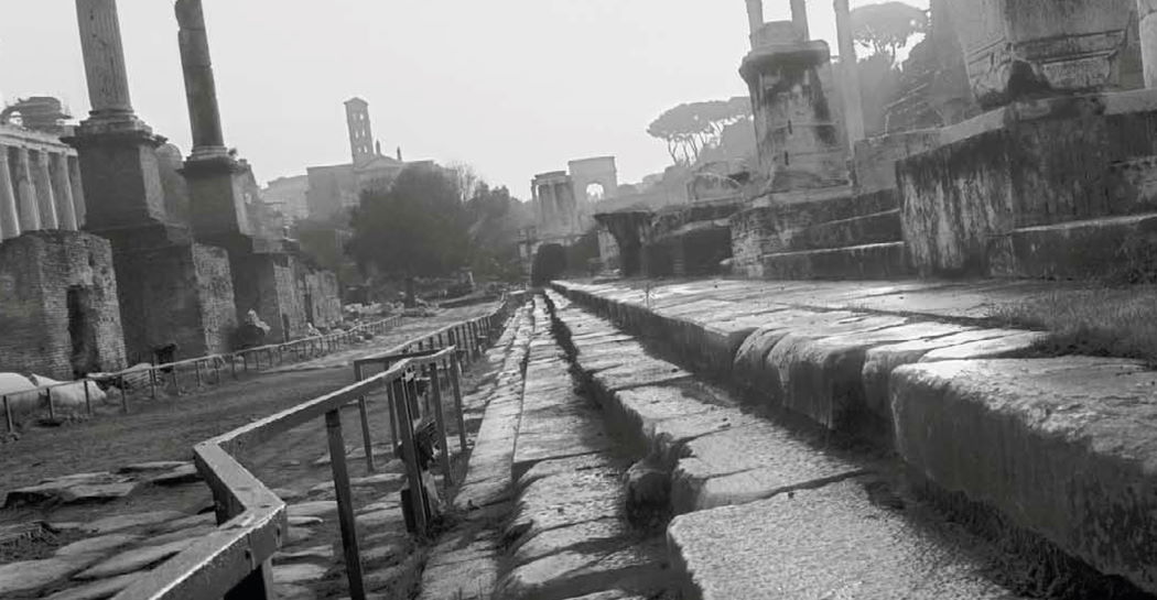 Roma secondo Josef Koudelka, il fotografo di Magnum Photos