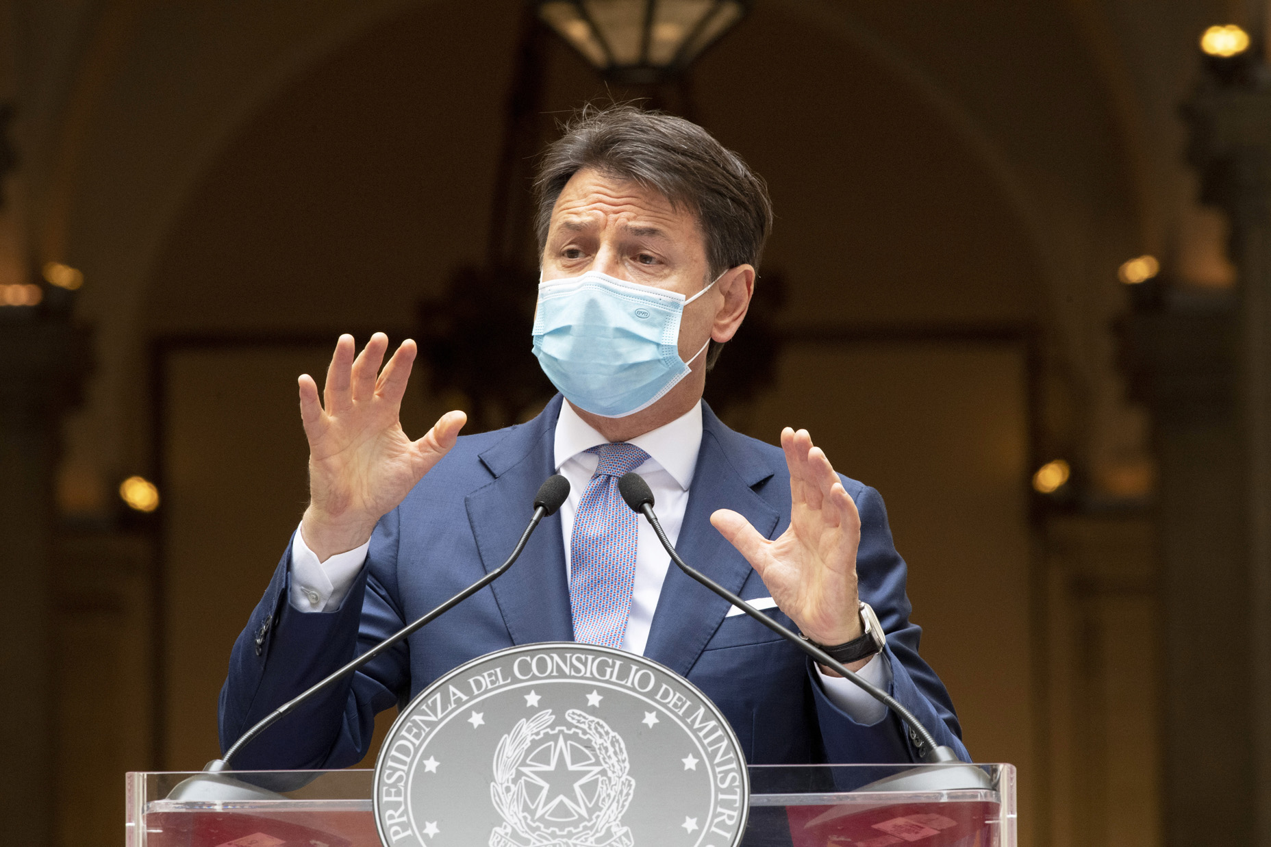 Premier Giuseppe Conte, nuovo dpcm