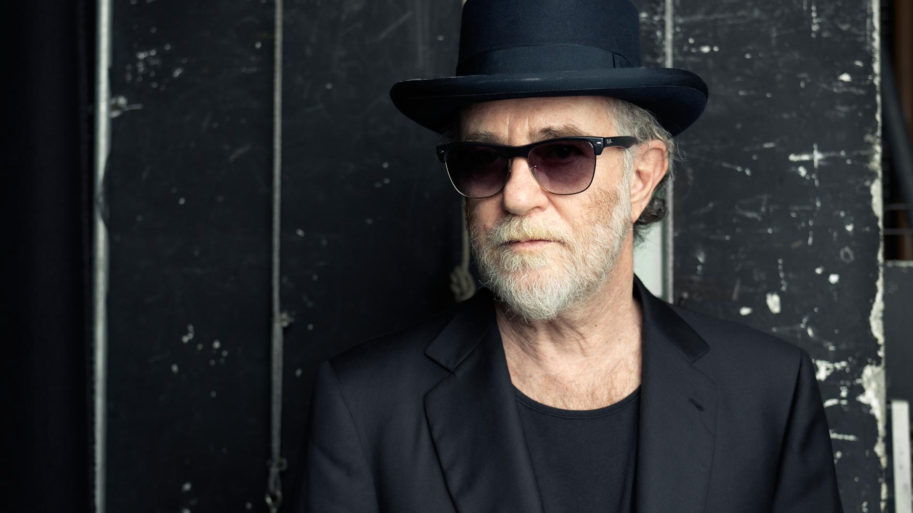 Francesco De Gregori compie 70 anni: gli esordi del “poeta” della musica italiana