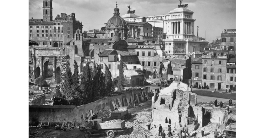 Roma tra le due guerre, gli scatti di Italo Insolera all'Acquario Romano