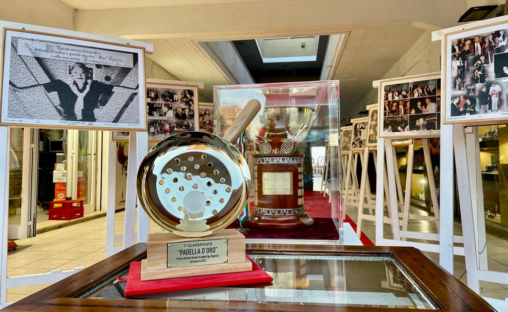 Ultimi giorni per “100% Ugo” a Torvaianica: stasera Violante Placido, sabato e domenica "La padella d'oro" il torneo “vip” di padel