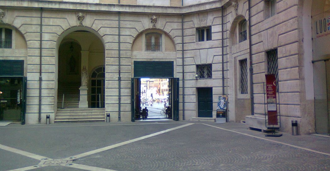 Palazzo Braschi Museo di Roma cortile