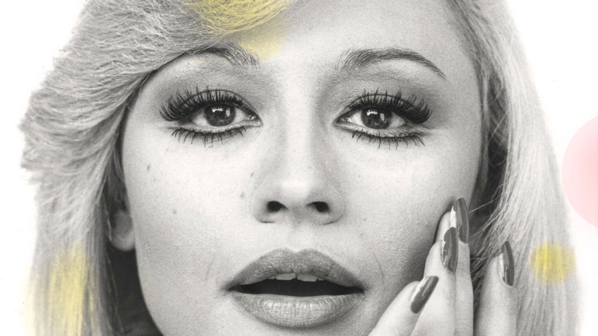 Esce “Raffa”, il docufilm di Luchetti sulla Carrà