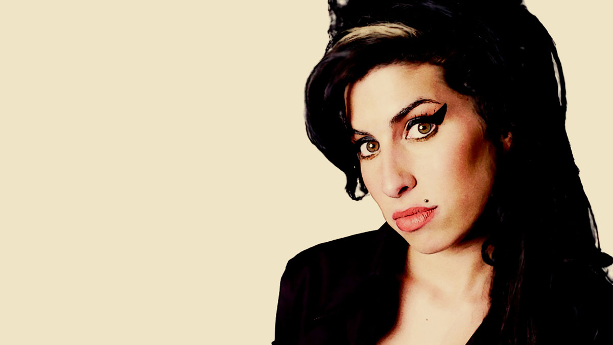 Amy Winehouse avrebbe compiuto 40 anni, le sue 5 canzoni più famose