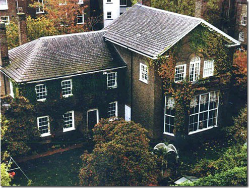 Freddie Mercury, in vendita la sua villa a Kensington