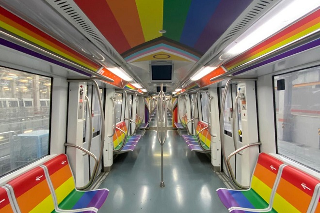 Pride, il treno dell'inclusività sulla metro A e il percorso del corteo del 15 giugno
