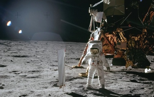 Era il 20 luglio 1969: i 5 film da recuperare che hanno raccontato l’allunaggio e altre grandi missioni spaziali @Uozzart