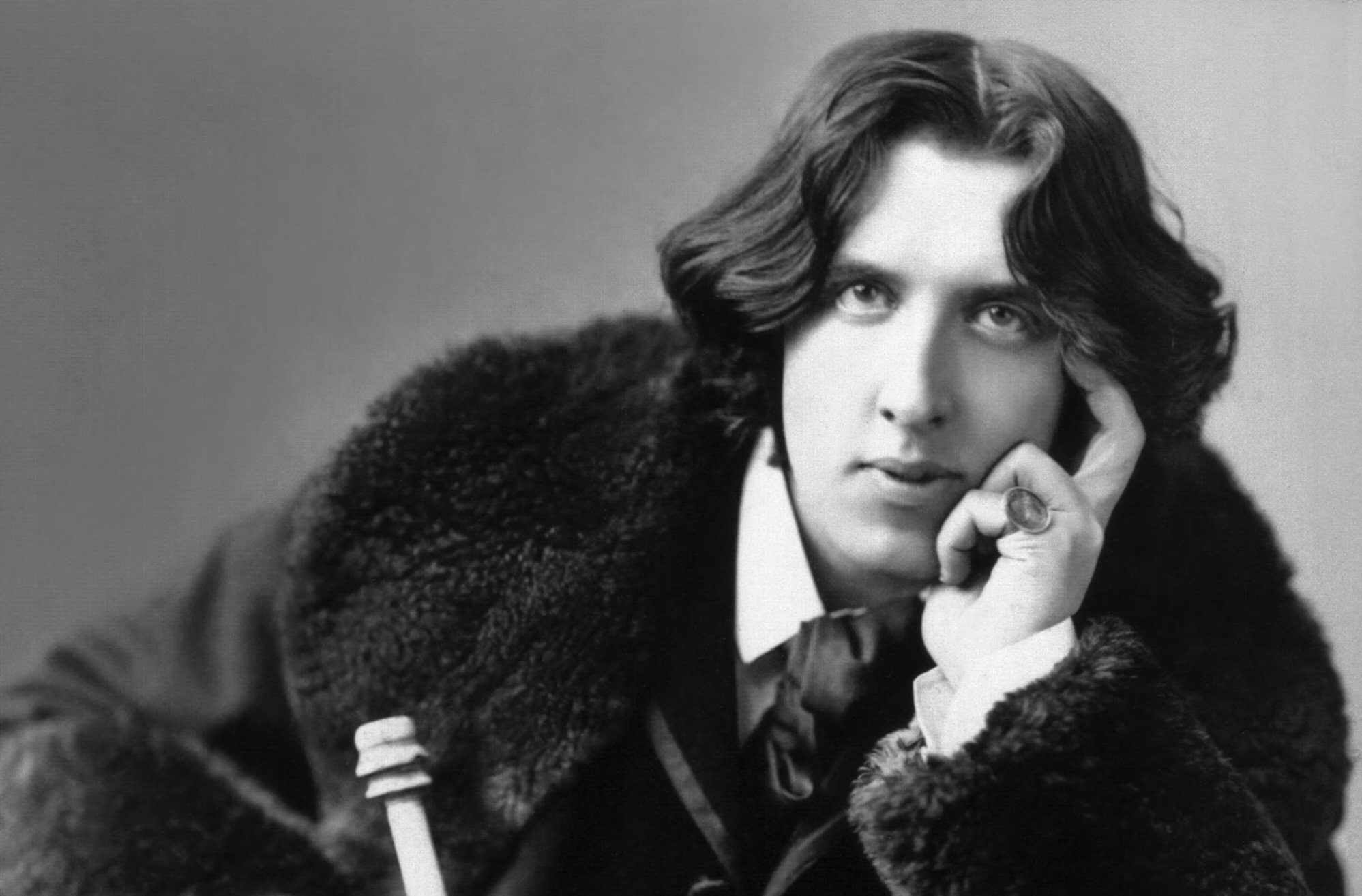 Oscar Wilde compie 170 anni: le 5 opere principali tra genesi e curiosità