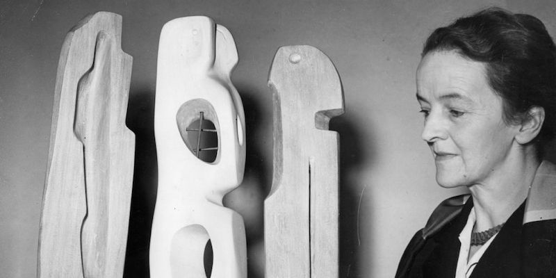 I grandi scultori del Novecento: Barbara Hepworth e la connessione tra uomo e natura