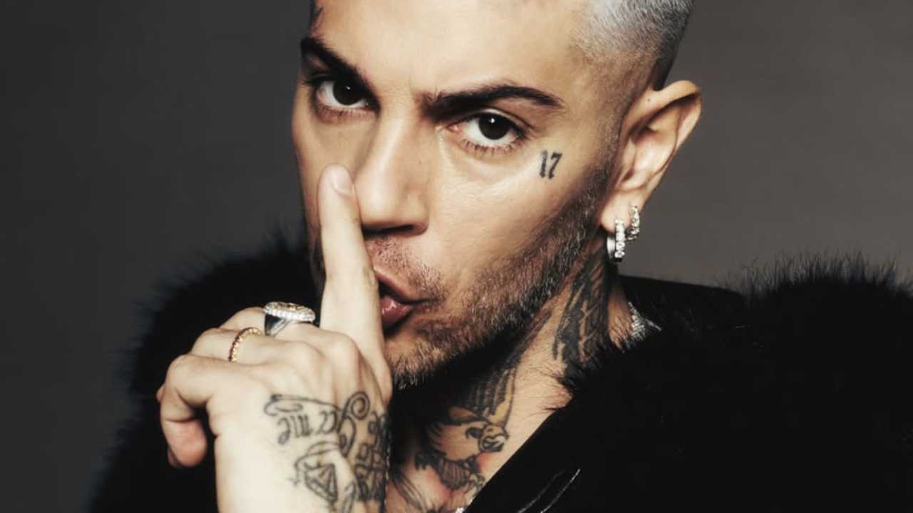 Demoni di Emis Killa, il brano escluso da Sanremo 2025: audio, testo e significato