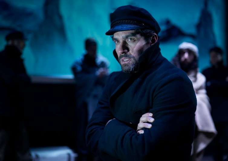 Moby Dick: l'ossessione che travolge la ragione, al Teatro Quirino di Roma
