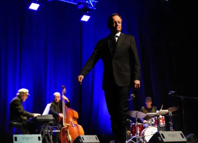 Al Teatro Golden di Roma l’intenso omaggio a Frank Sinatra