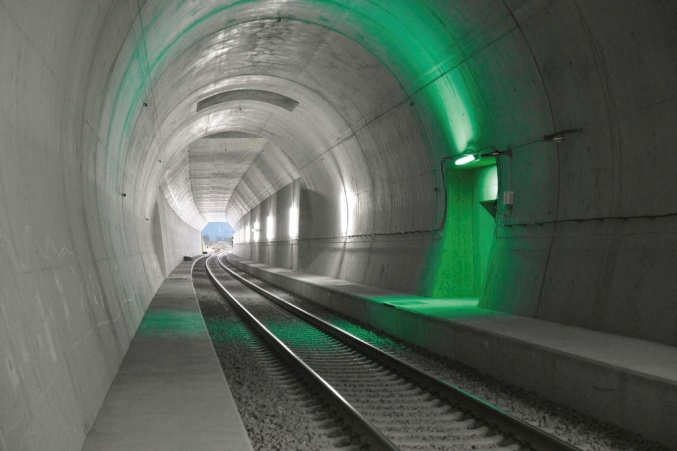Il tunnel ferroviario del Gottardo: la meraviglia ingegneristica più lunga del mondo