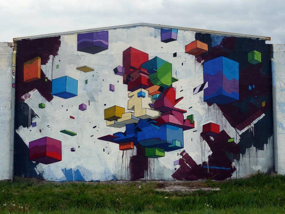 Etnik: la città geometrica tra ordine e caos