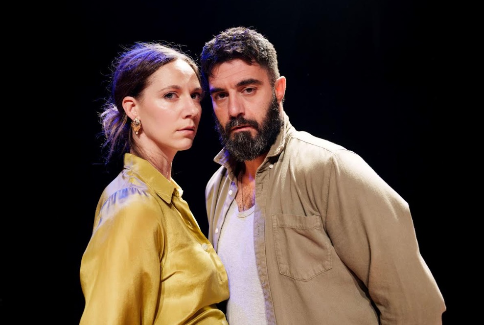 Giochetti: il dramma della famiglia in frantumi in scena al Cometa Off di Roma