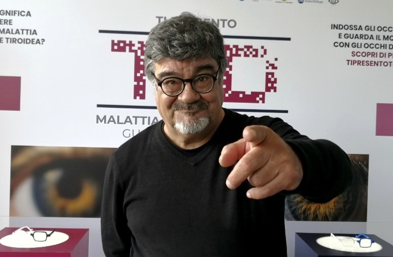 Ti presento TED: la voce di Pannofino per raccontare una malattia invisibile