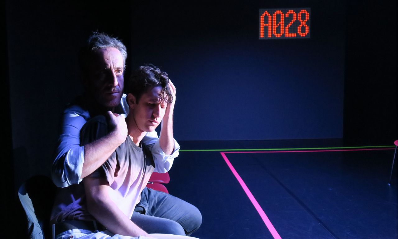 "Acanto" al Teatro India: un viaggio emotivo tra memoria e prevenzione HIV
