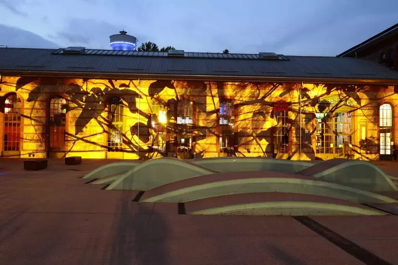 Torino si accende con Luci d’Artista 2025