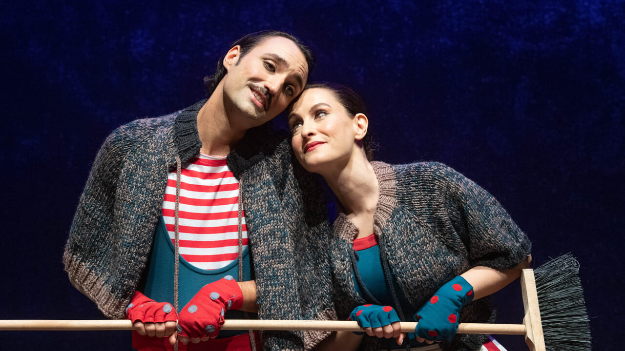 Circo Paradiso al Teatro Manzoni: un viaggio tra memoria, emozioni e acrobazie poetiche