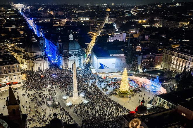 Il centro di Roma e San Pietro tra alberi, presepi e luminarie: cosa non perdere