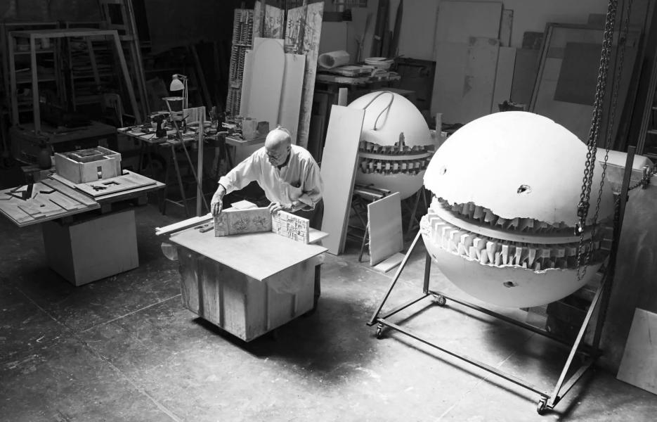 Arnaldo Pomodoro