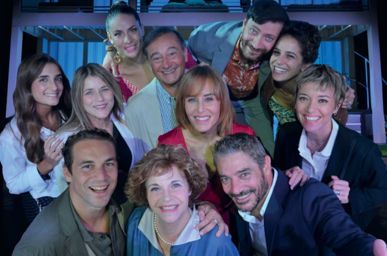 "A casa tutti bene" al teatro