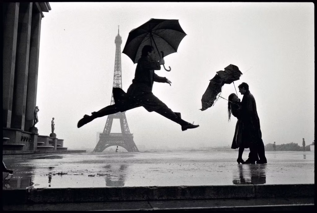 Elliott Erwitt. Icons: al JMuseo di Jesolo 80 fotografie del maestro dell’ironia visiva