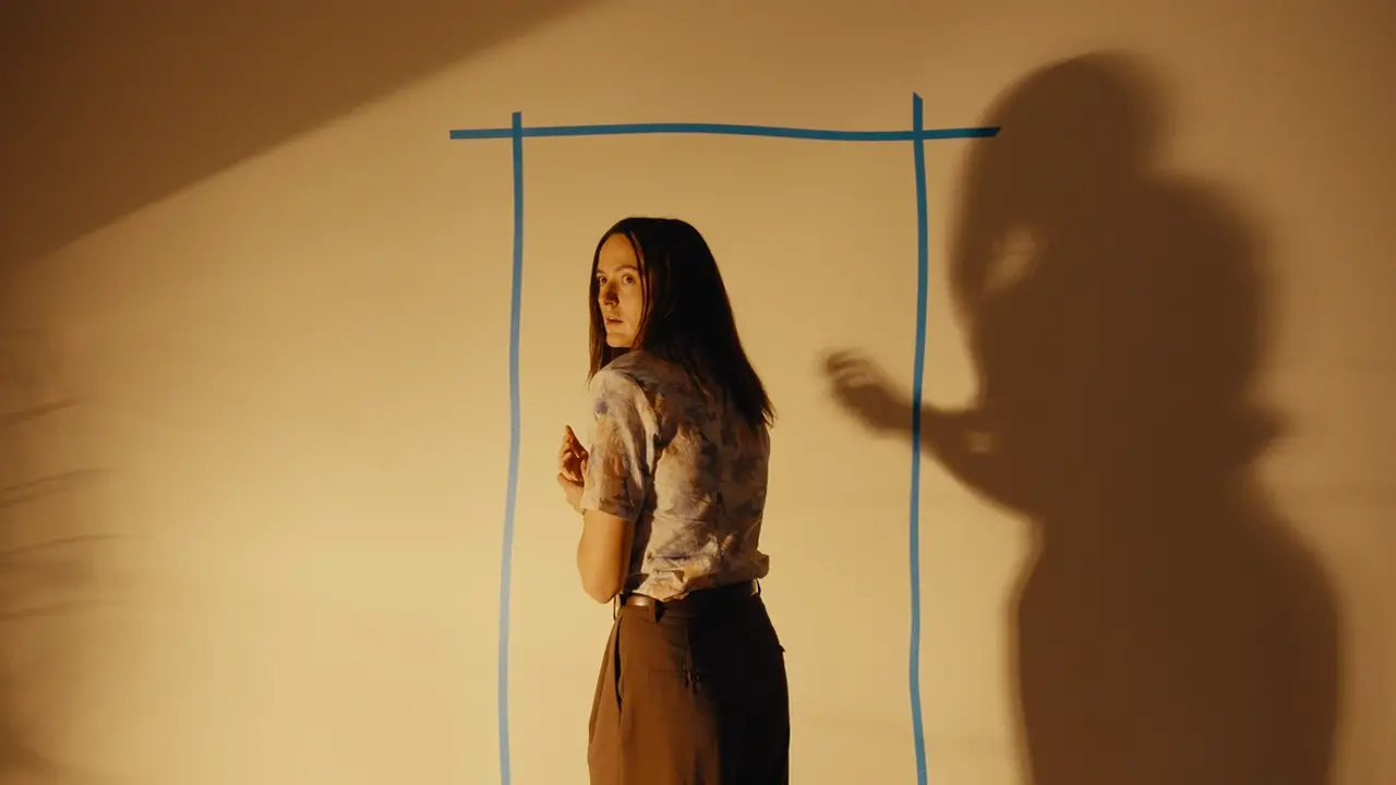 Backrooms, l’horror di Kane Parsons porta al cinema la leggenda nata sul web