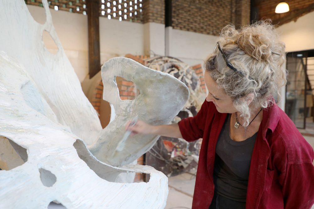 Manar: Ingrid Seall porta il sottobosco equatoriale alla Biennale di Venezia